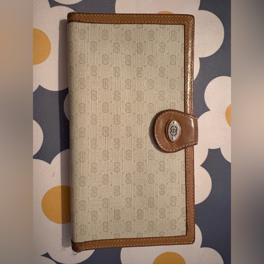 Vintage GG Canvas Wallet Beige Tan Leather Trim Made in Italy